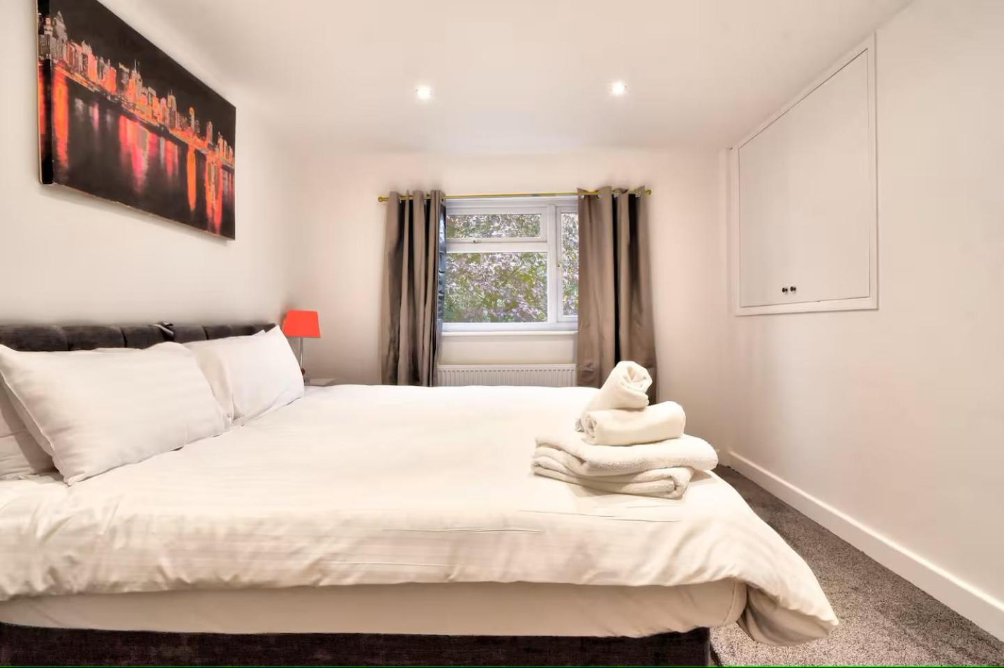 Amazing Beautiful King Size Bedroom 1 - Heybridge  Экстерьер фото